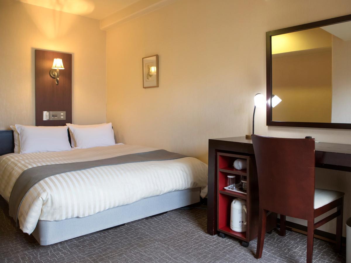 Royal Hotel